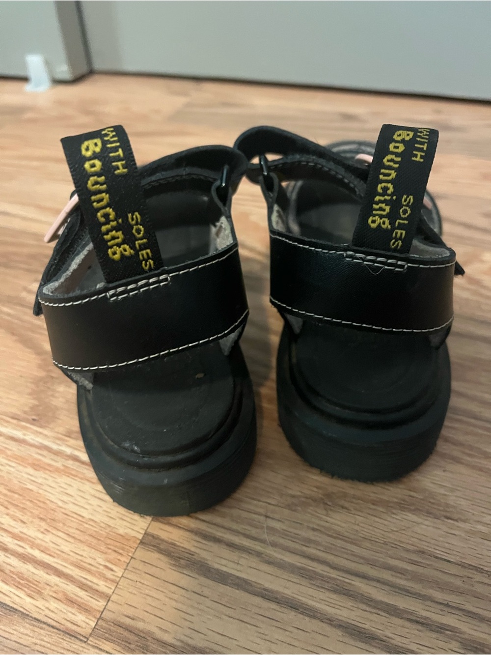 Dr. Martins Harlowe Heart Sandals - Picture 4 of 6